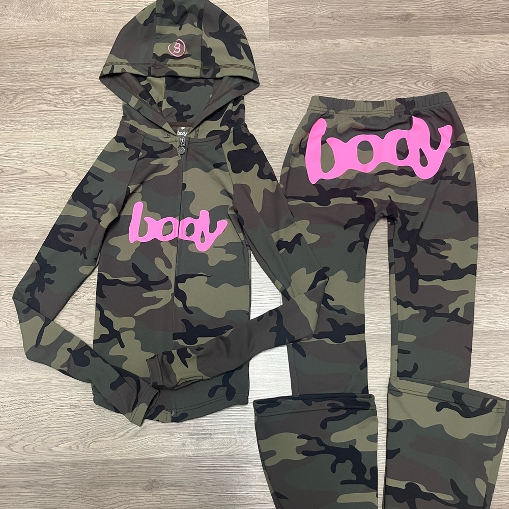 Body By Raven Body Basics Low Rise Set in Army Green/Pink